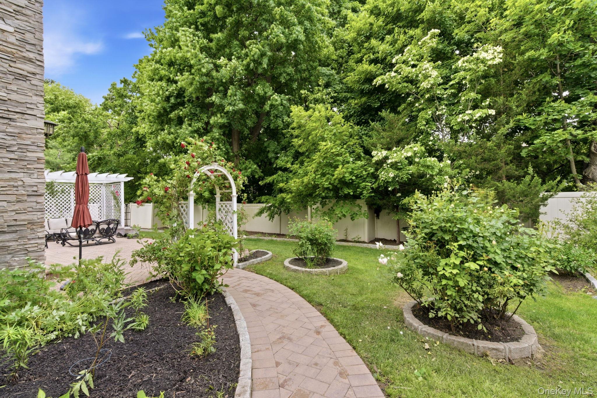 3 Olde Hamlet Drive