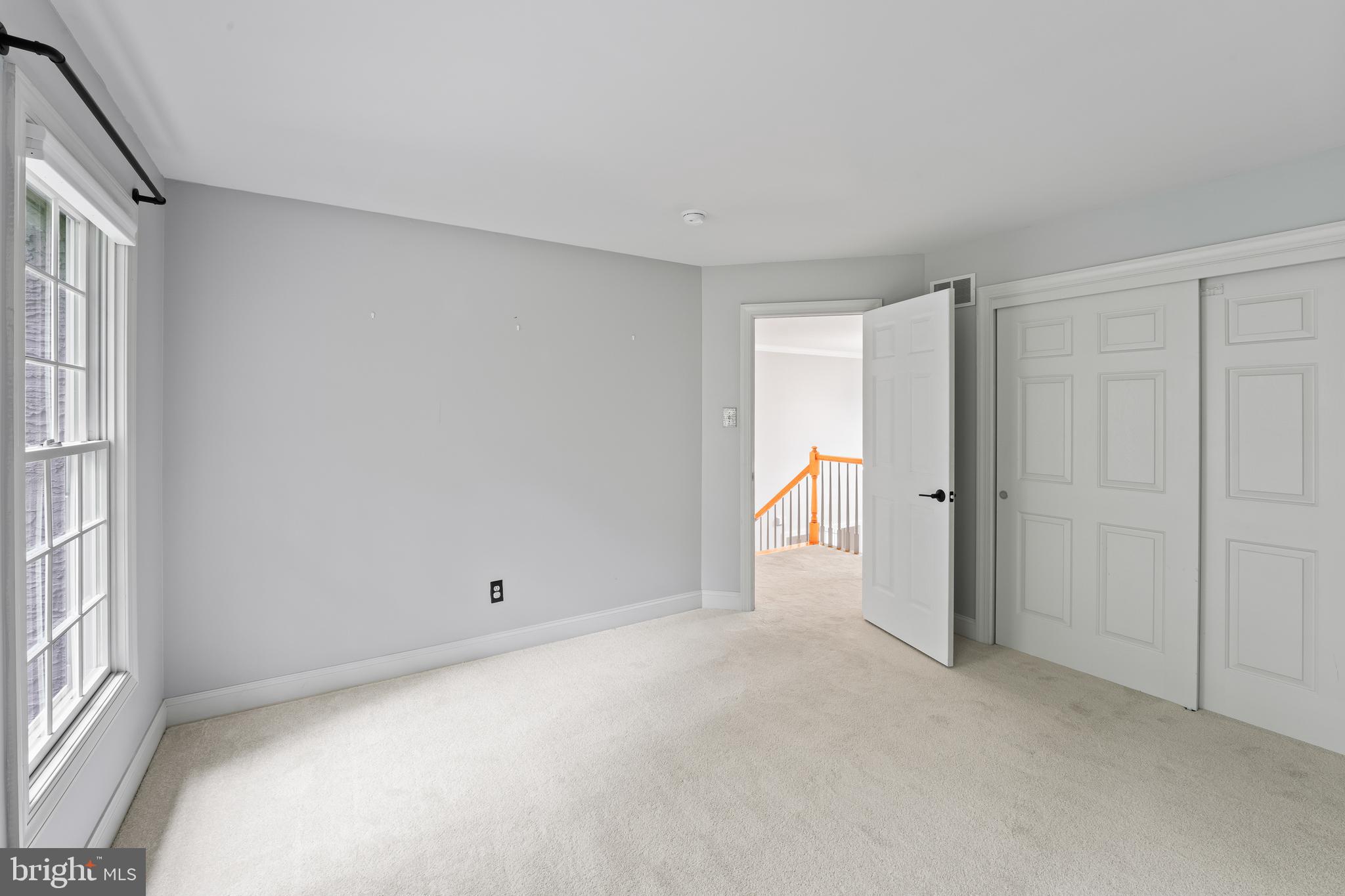 8 Eagle Way