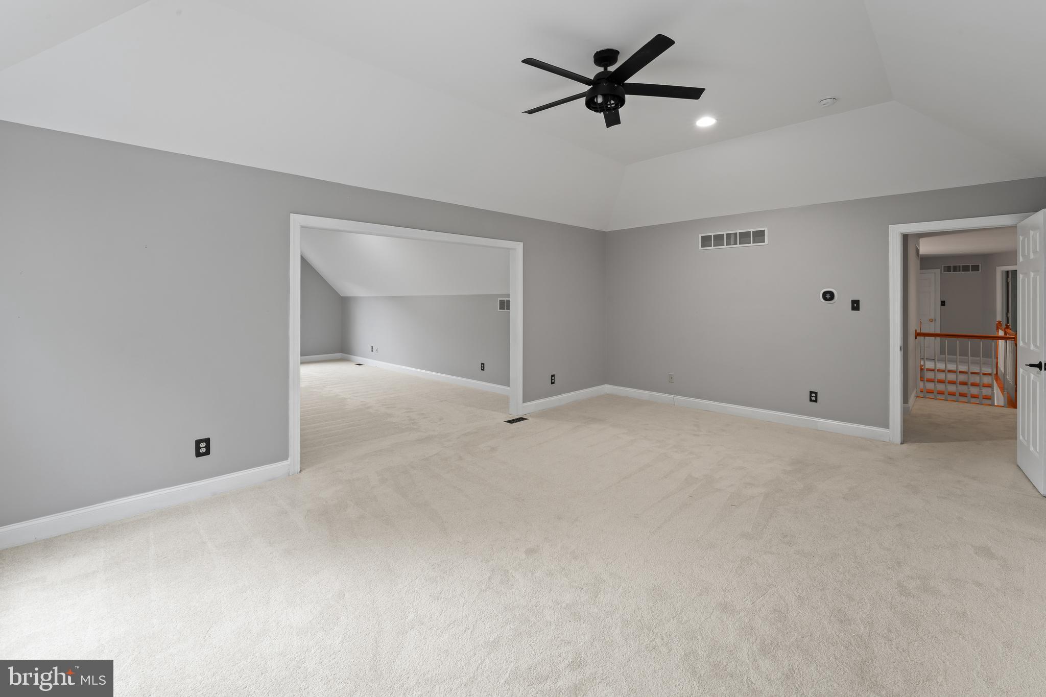 8 Eagle Way