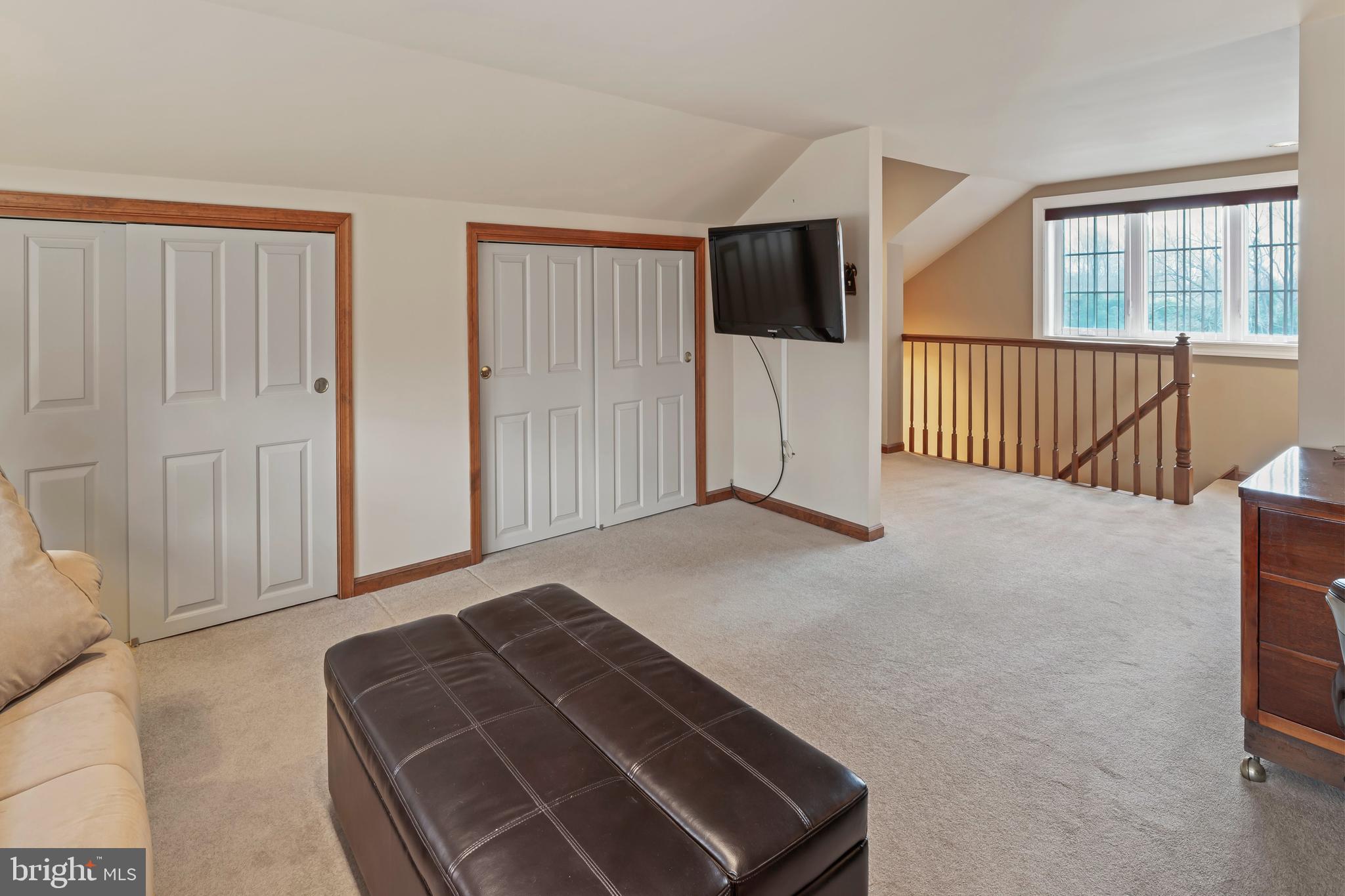36 Skyline Dr