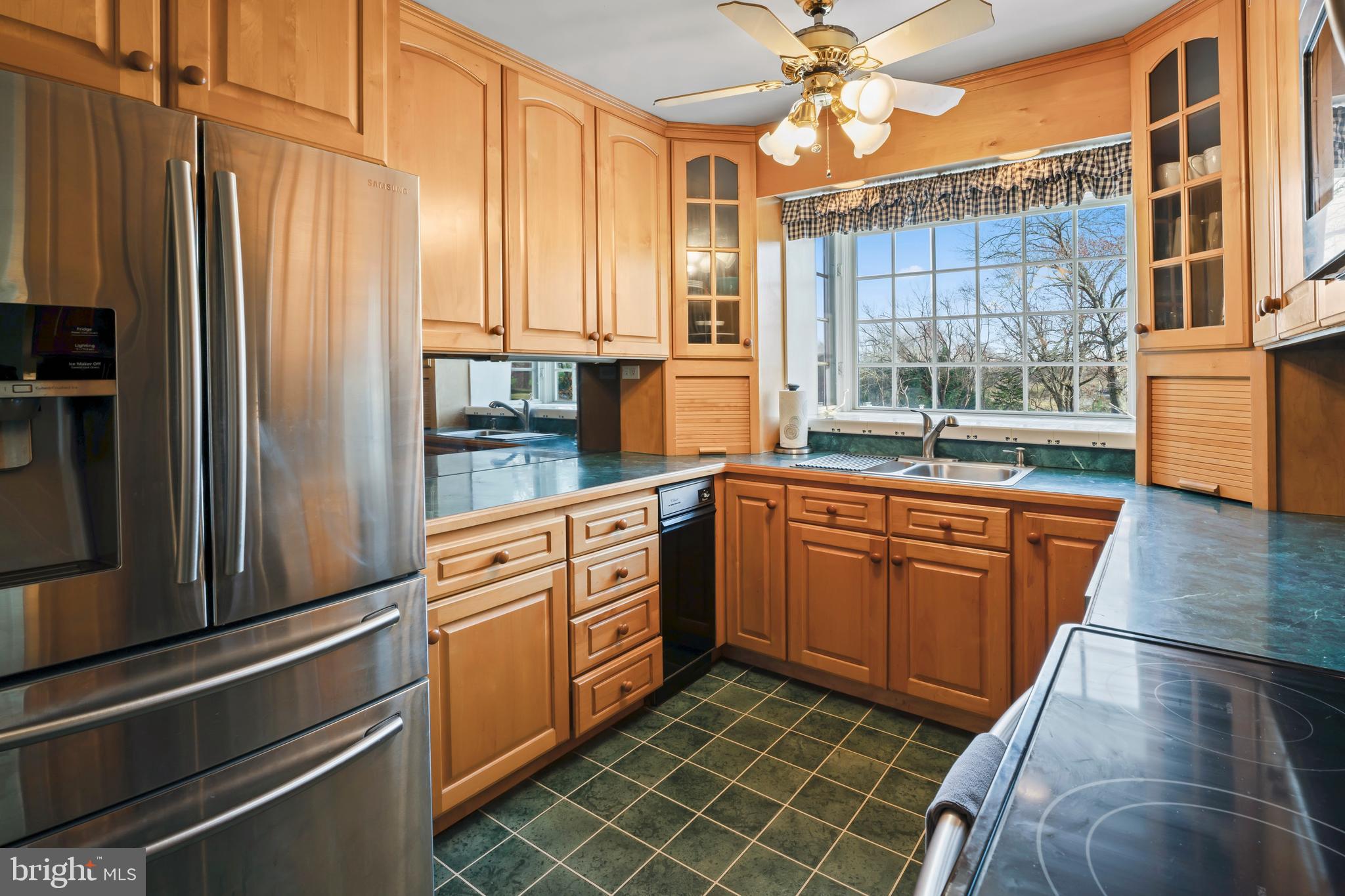 36 Skyline Dr
