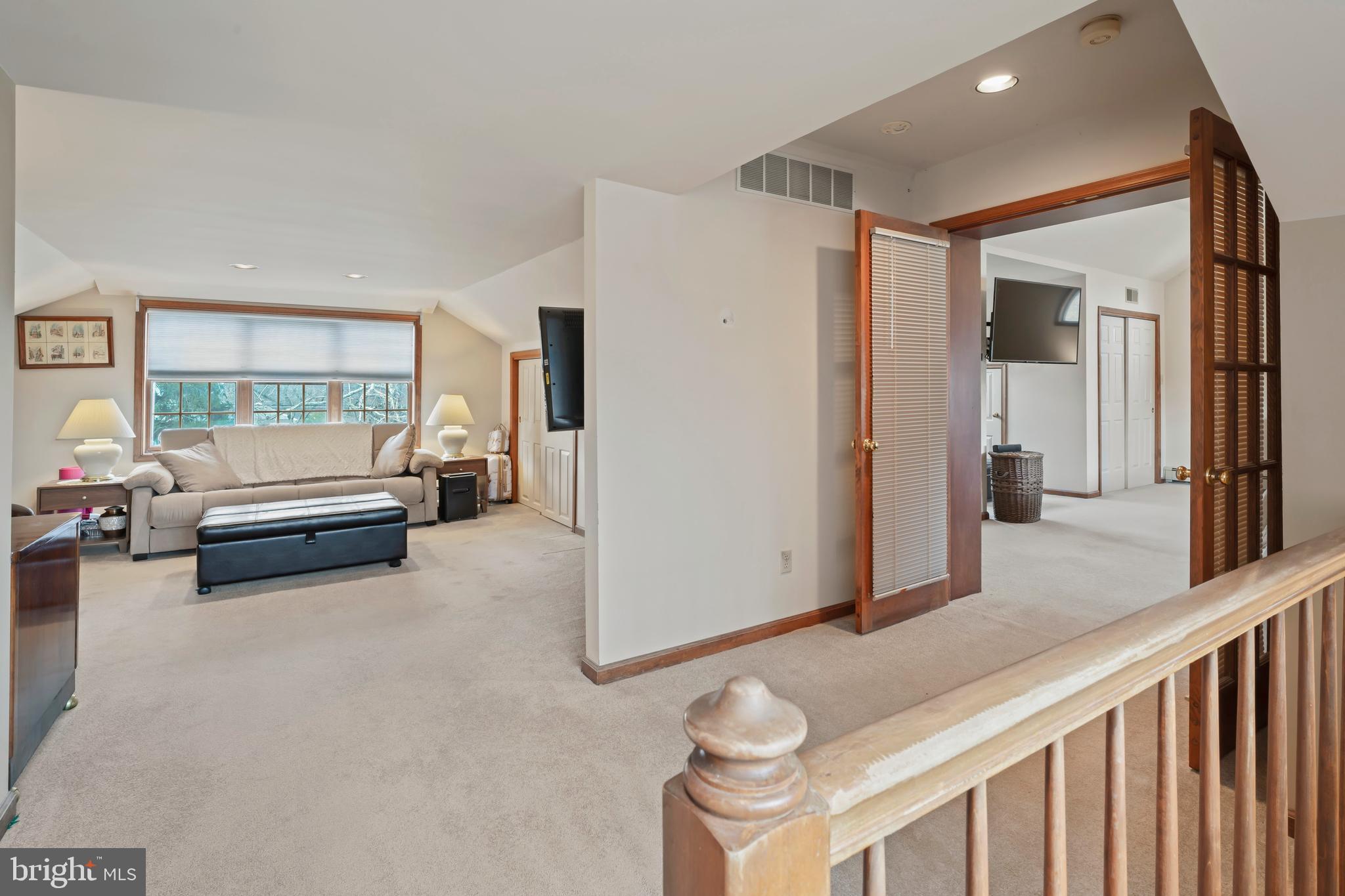 36 Skyline Dr