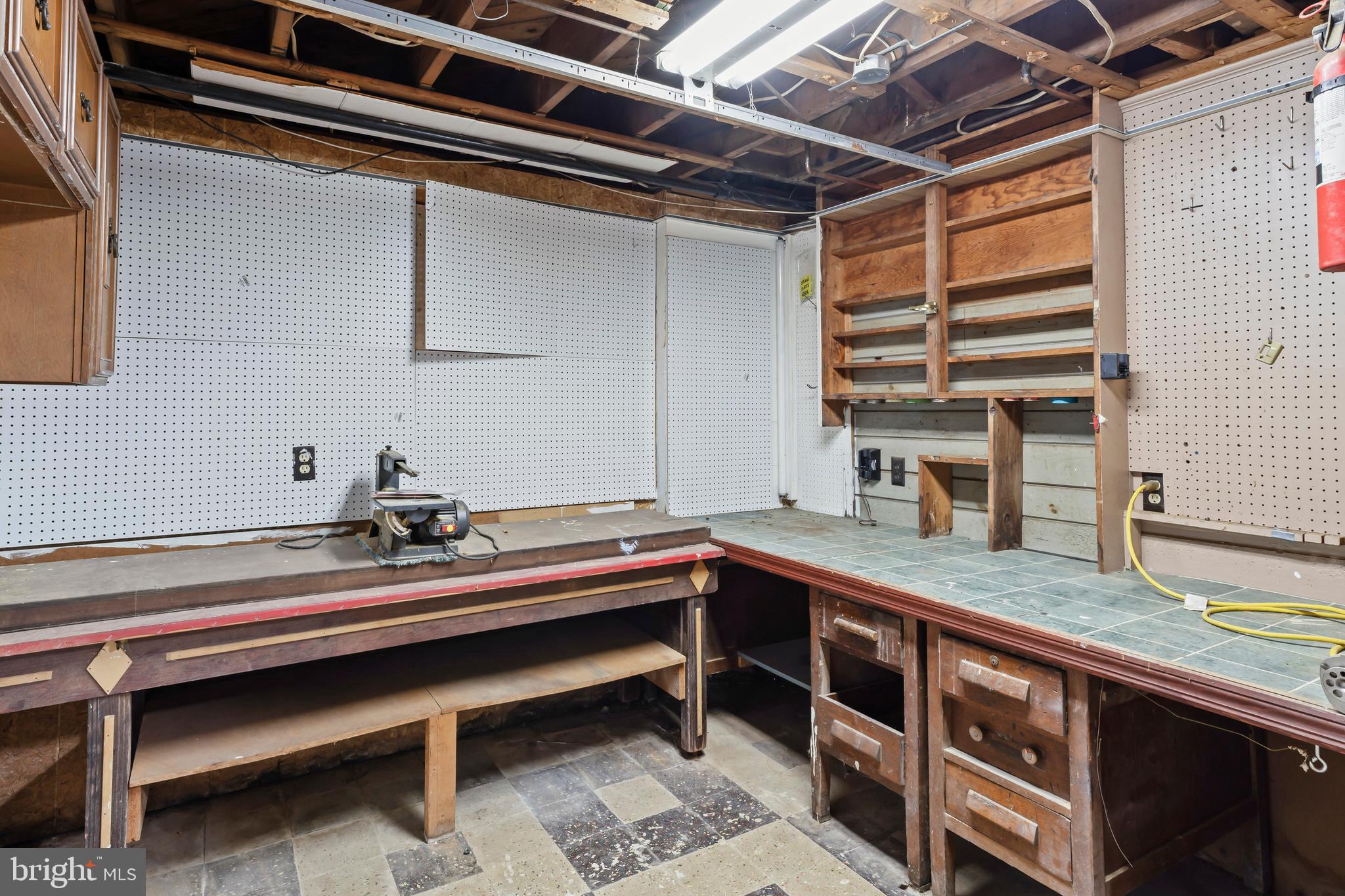 36 Skyline Dr