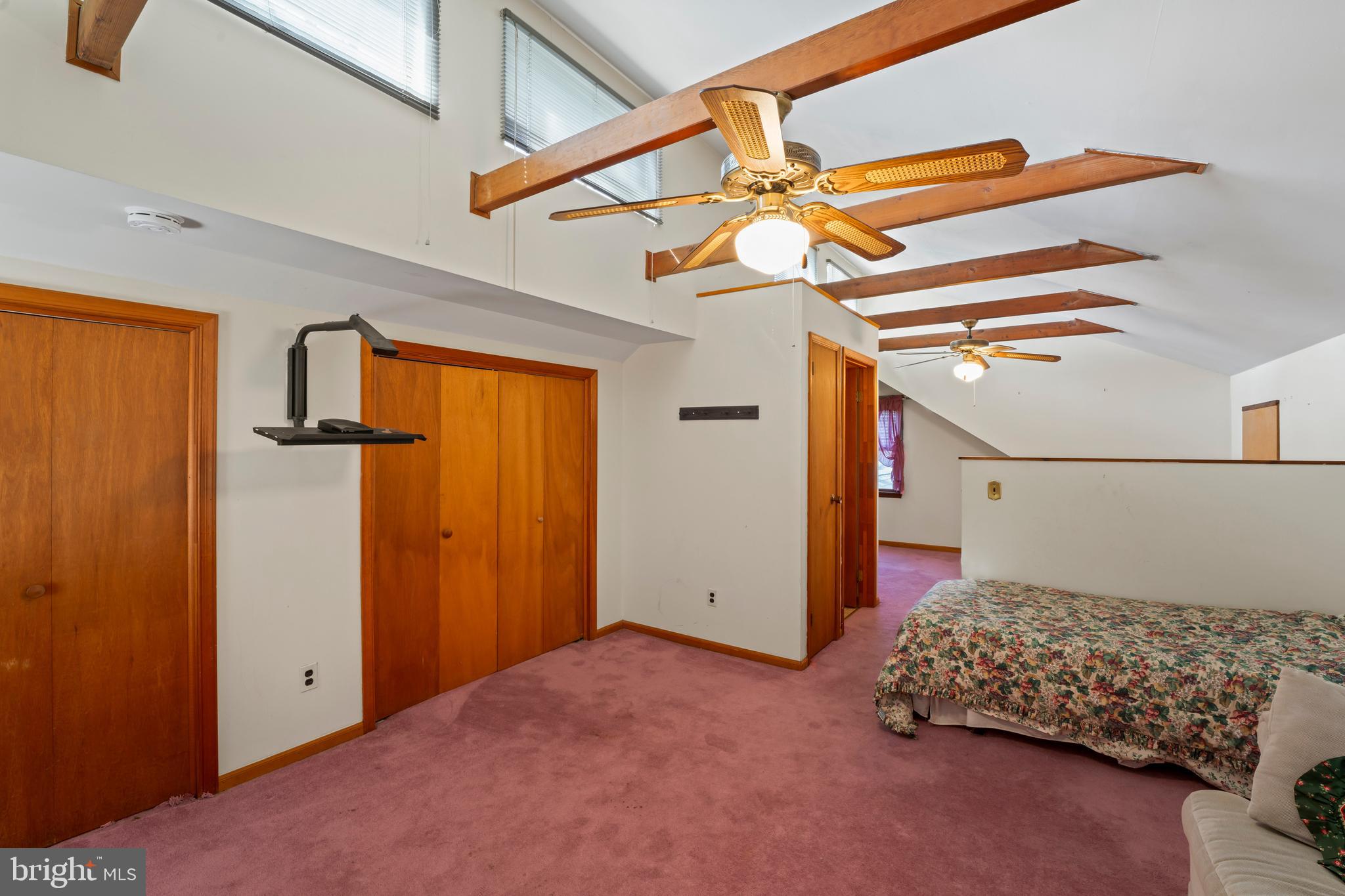 210 4th Ave