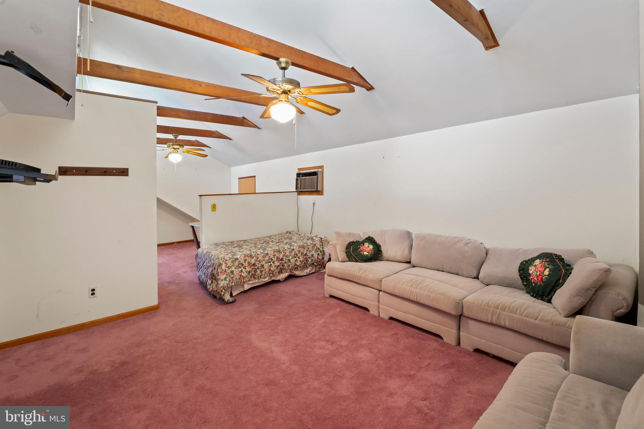 210 4th Ave
