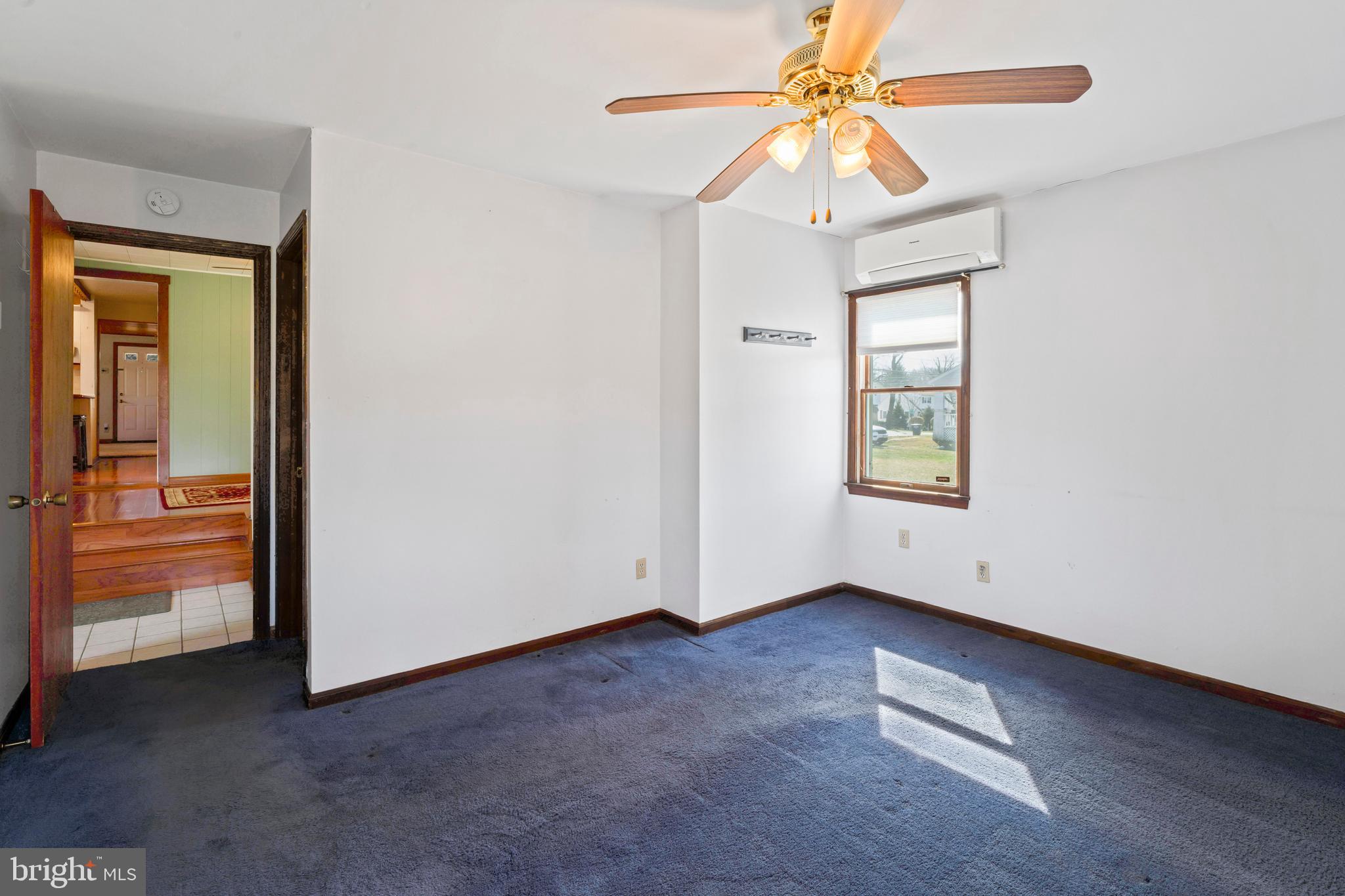 210 4th Ave