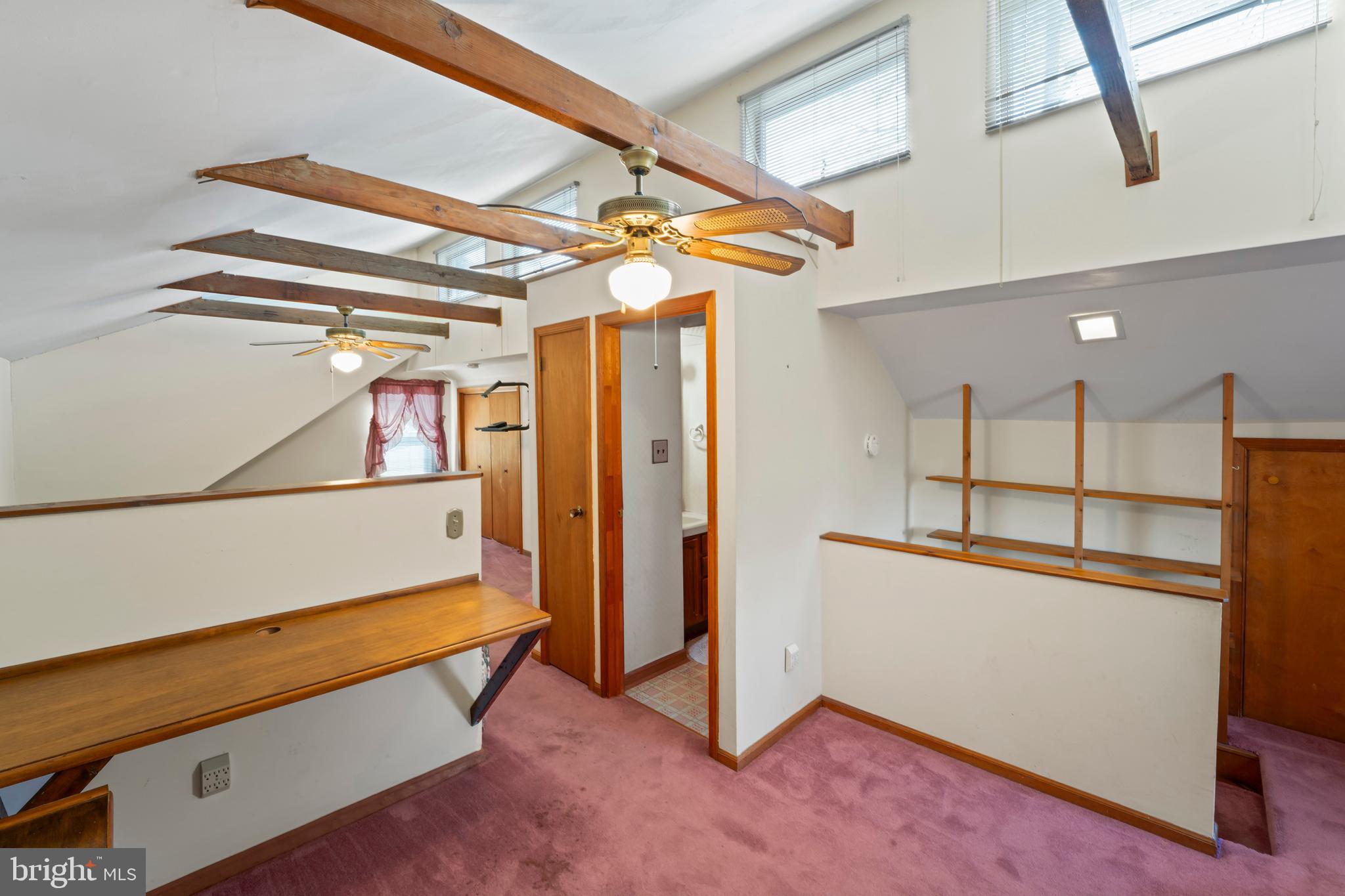 210 4th Ave