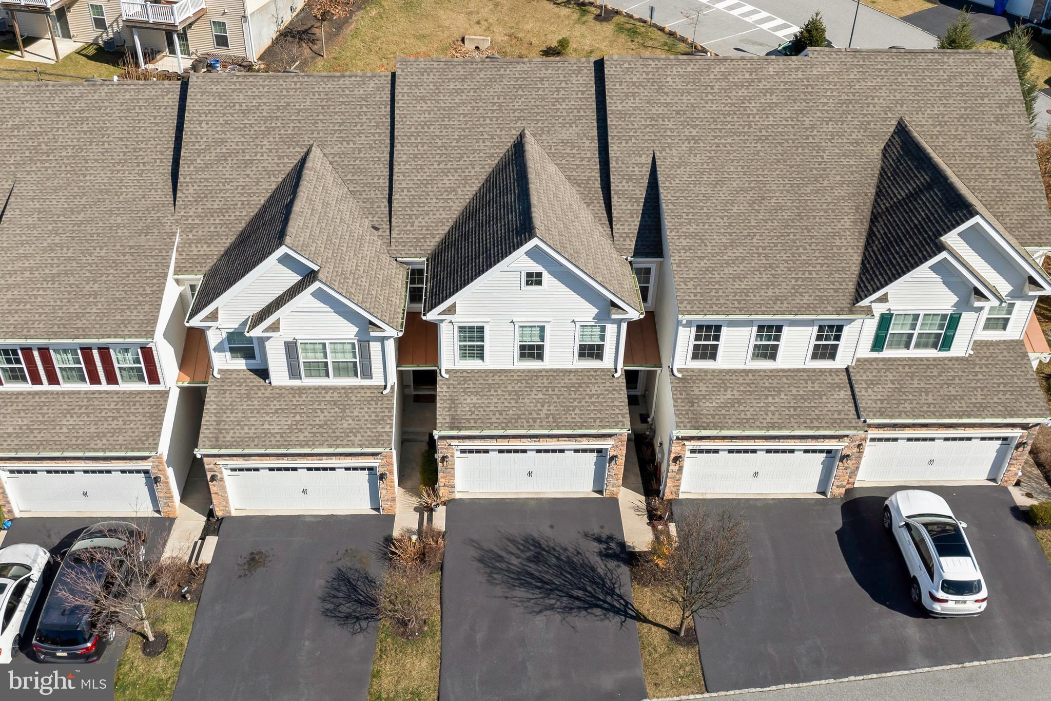 231 Clermont Dr