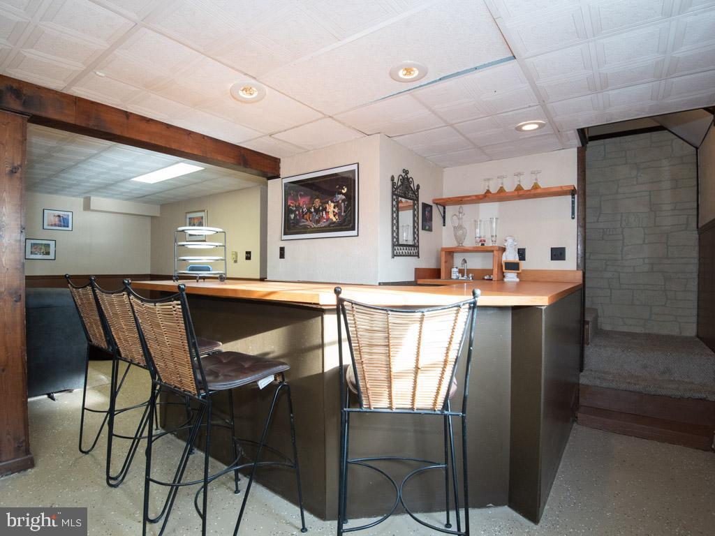 420 Ashford Dr