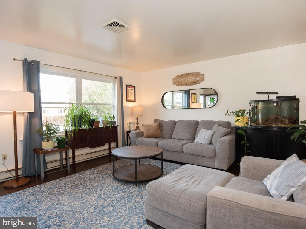 420 Ashford Dr