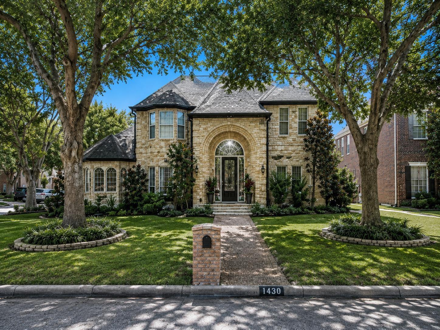 1430 Stependale Drive