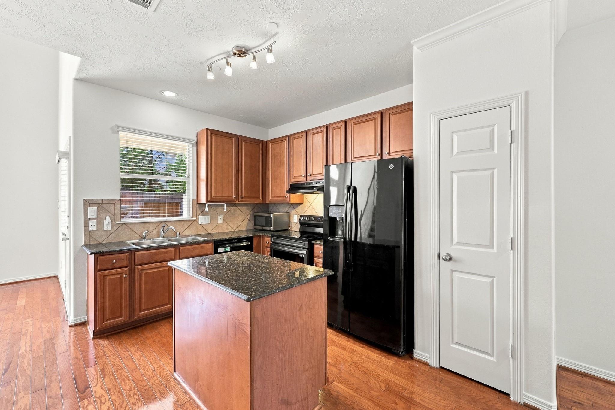 21015 Sun Creek Drive