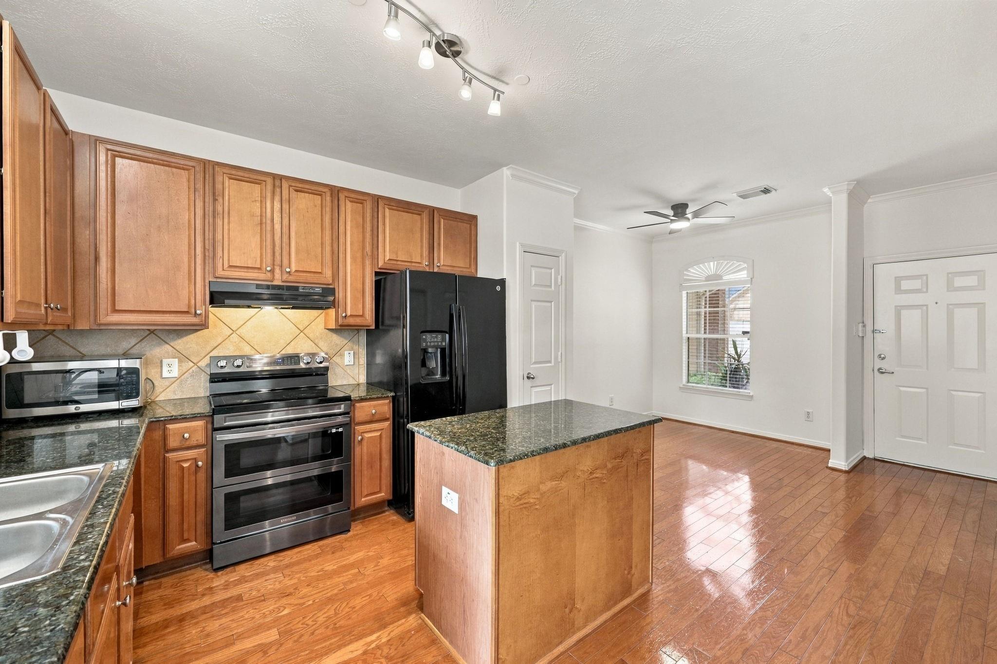21015 Sun Creek Drive
