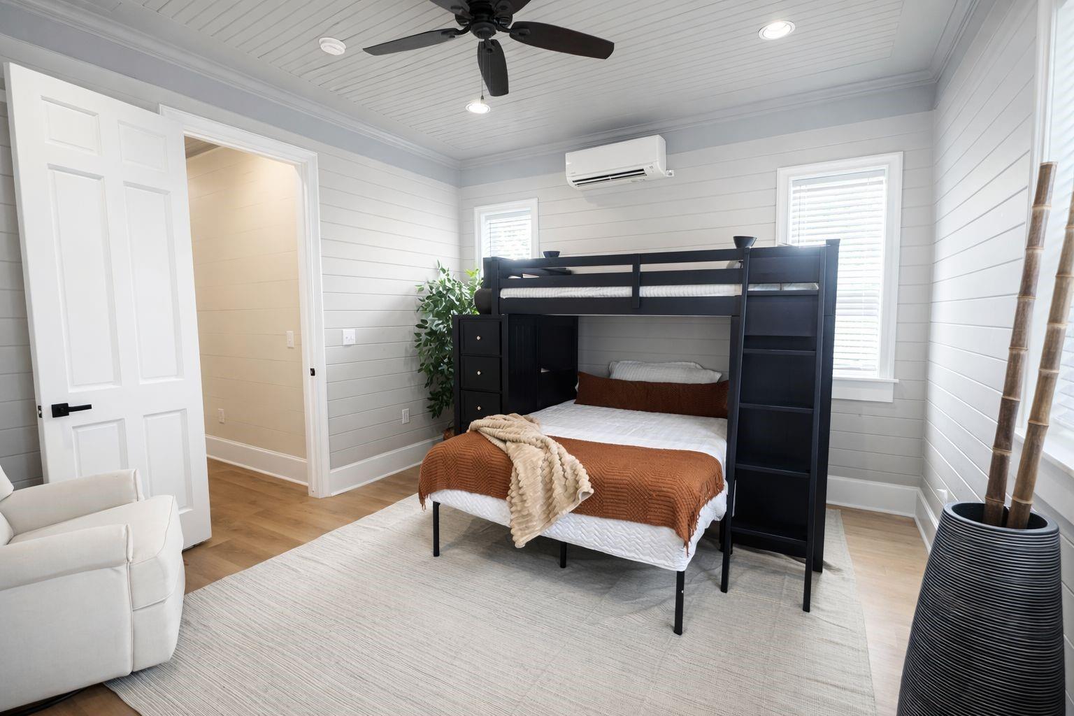 5036 Golden Forest Drive