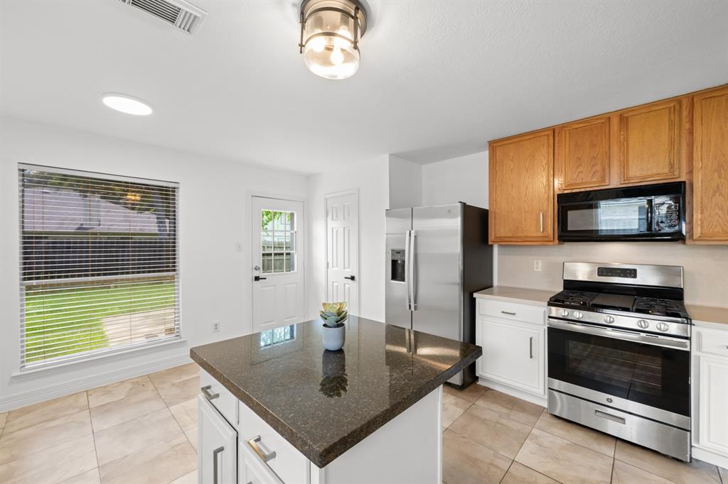 2123 Laurel Oak Drive