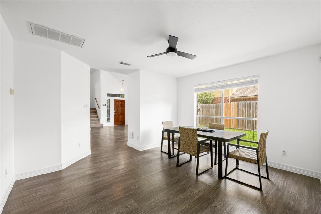 2123 Laurel Oak Drive