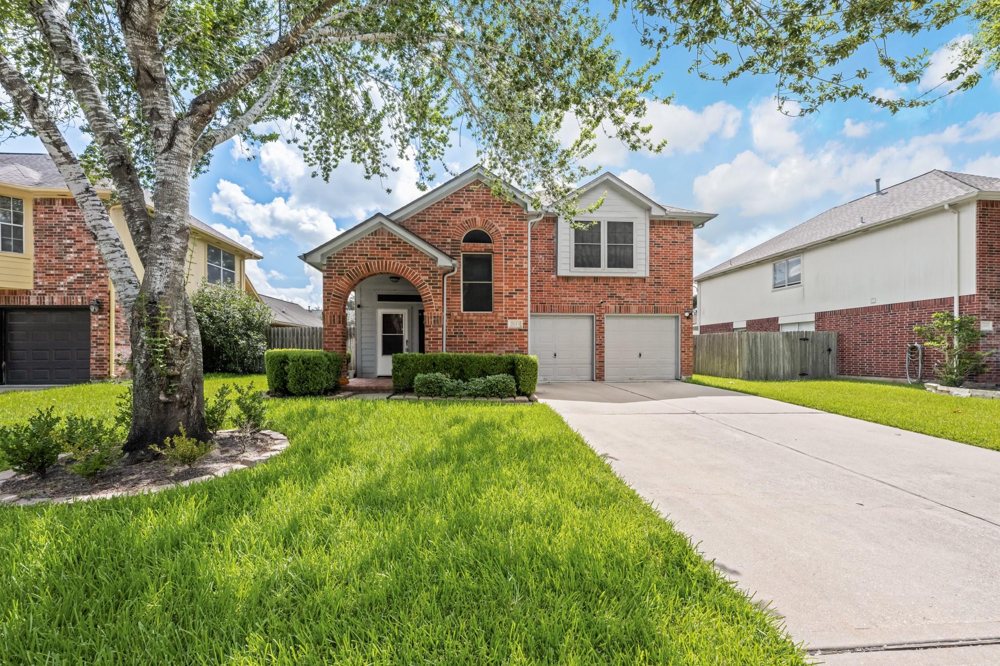 2123 Laurel Oak Drive