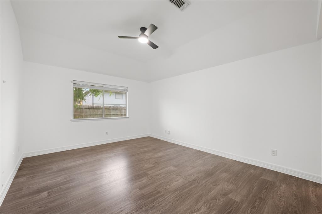 2123 Laurel Oak Drive