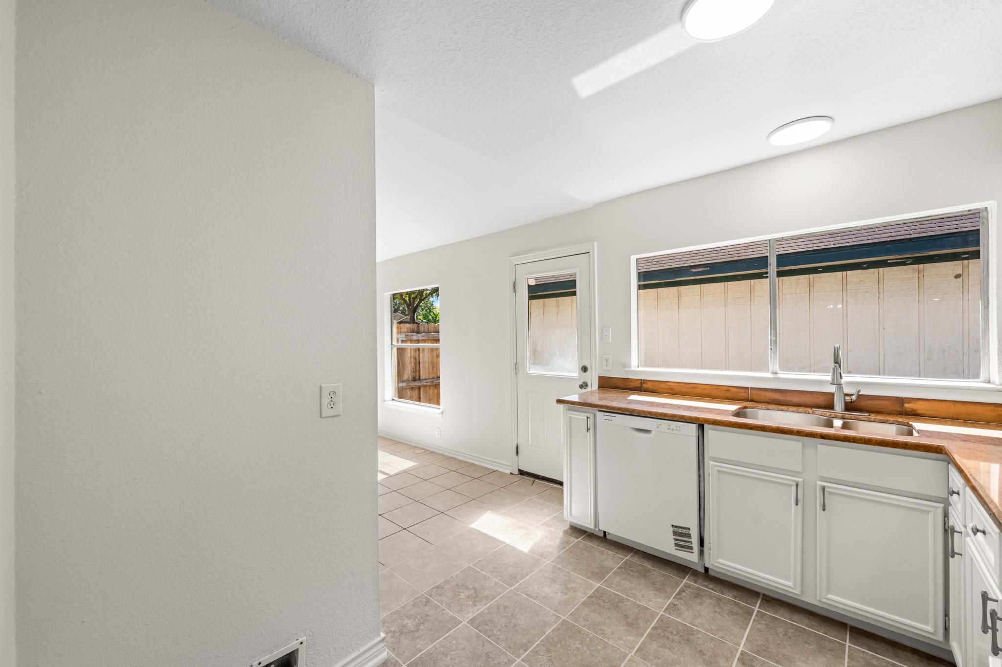 1816 Spruce Drive