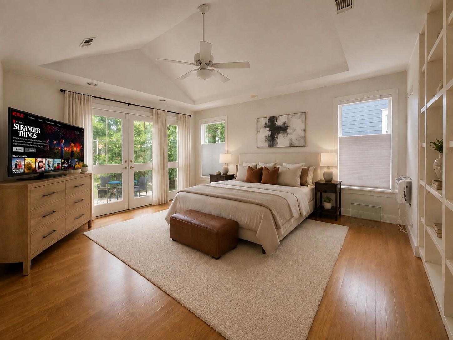 1524 Columbia Street Unit: Main