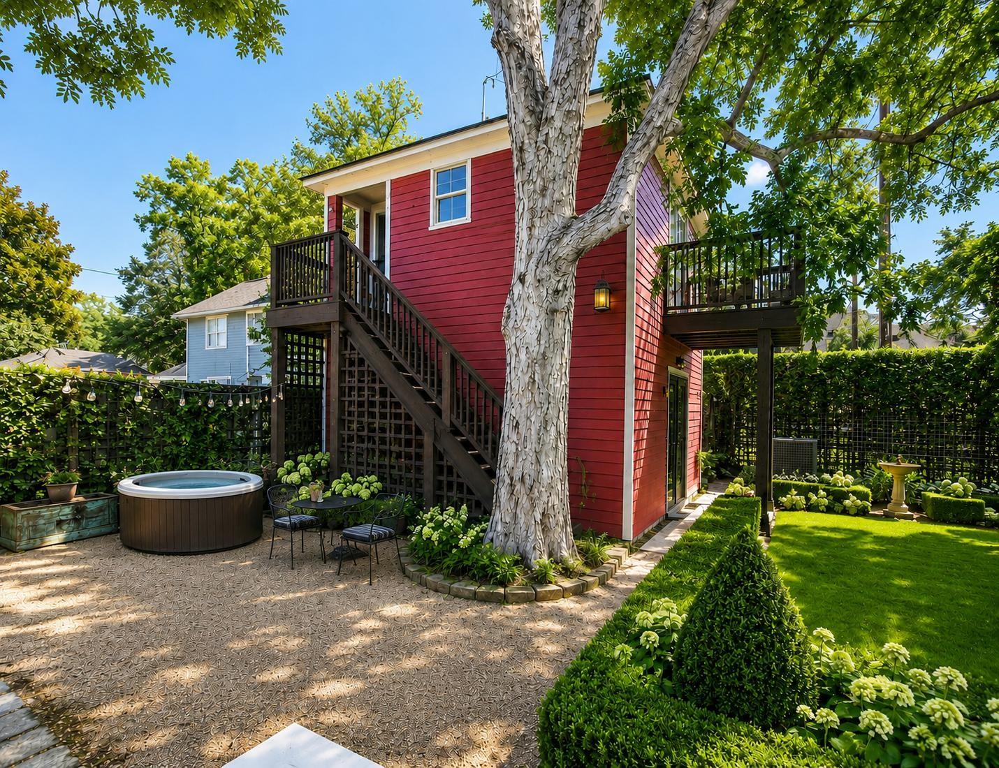 1524 Columbia # A