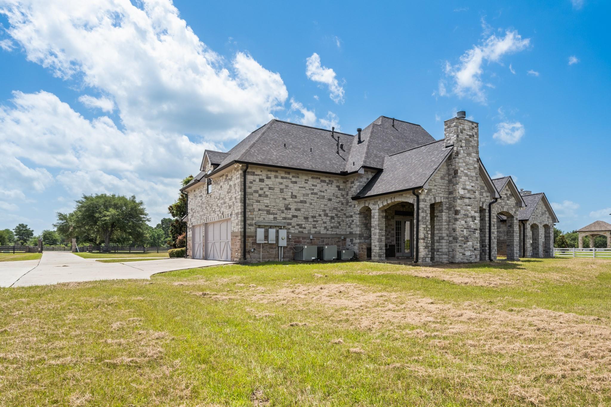 504 High Meadow Ranch Drive