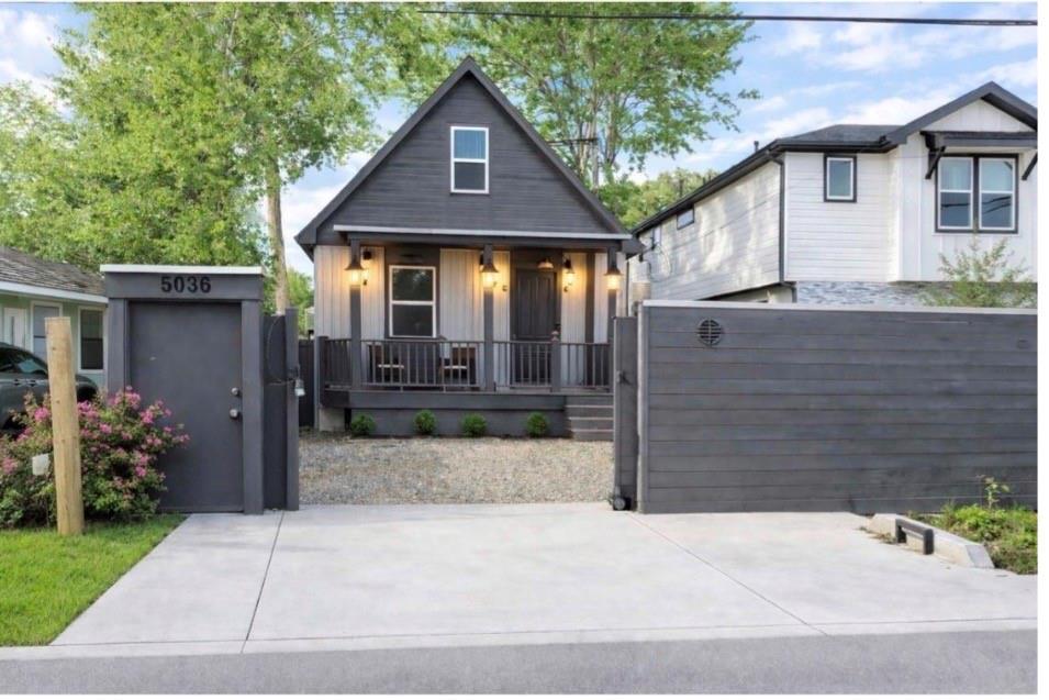 5036 Golden Forest Drive
