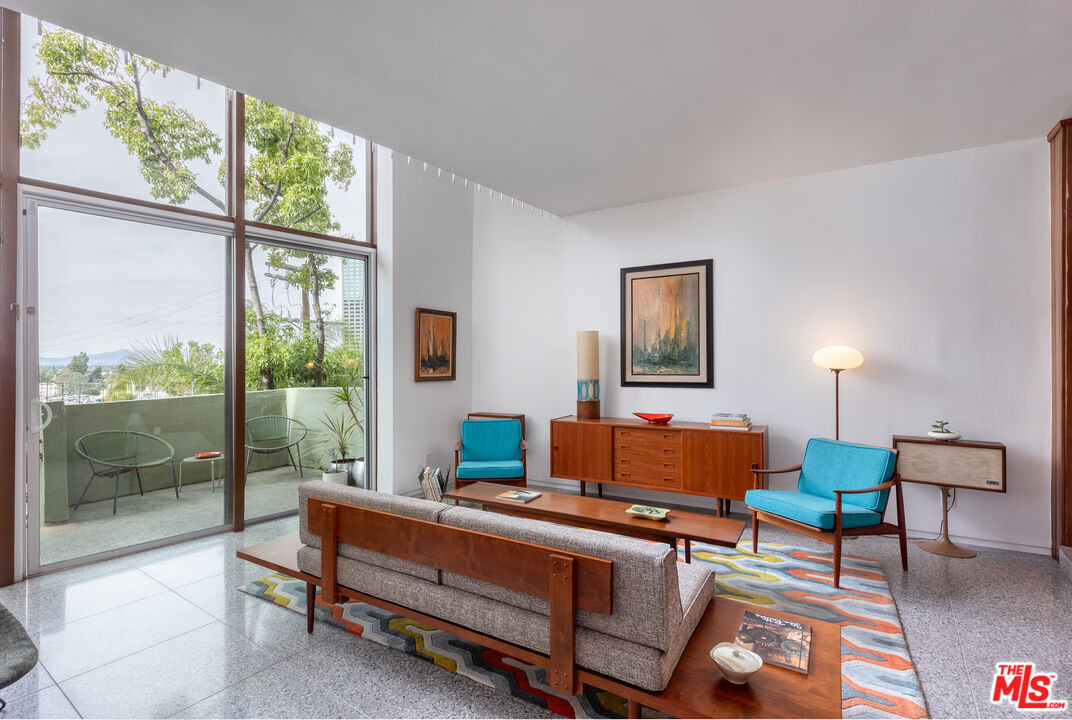 3625 Fredonia Dr Unit: 12