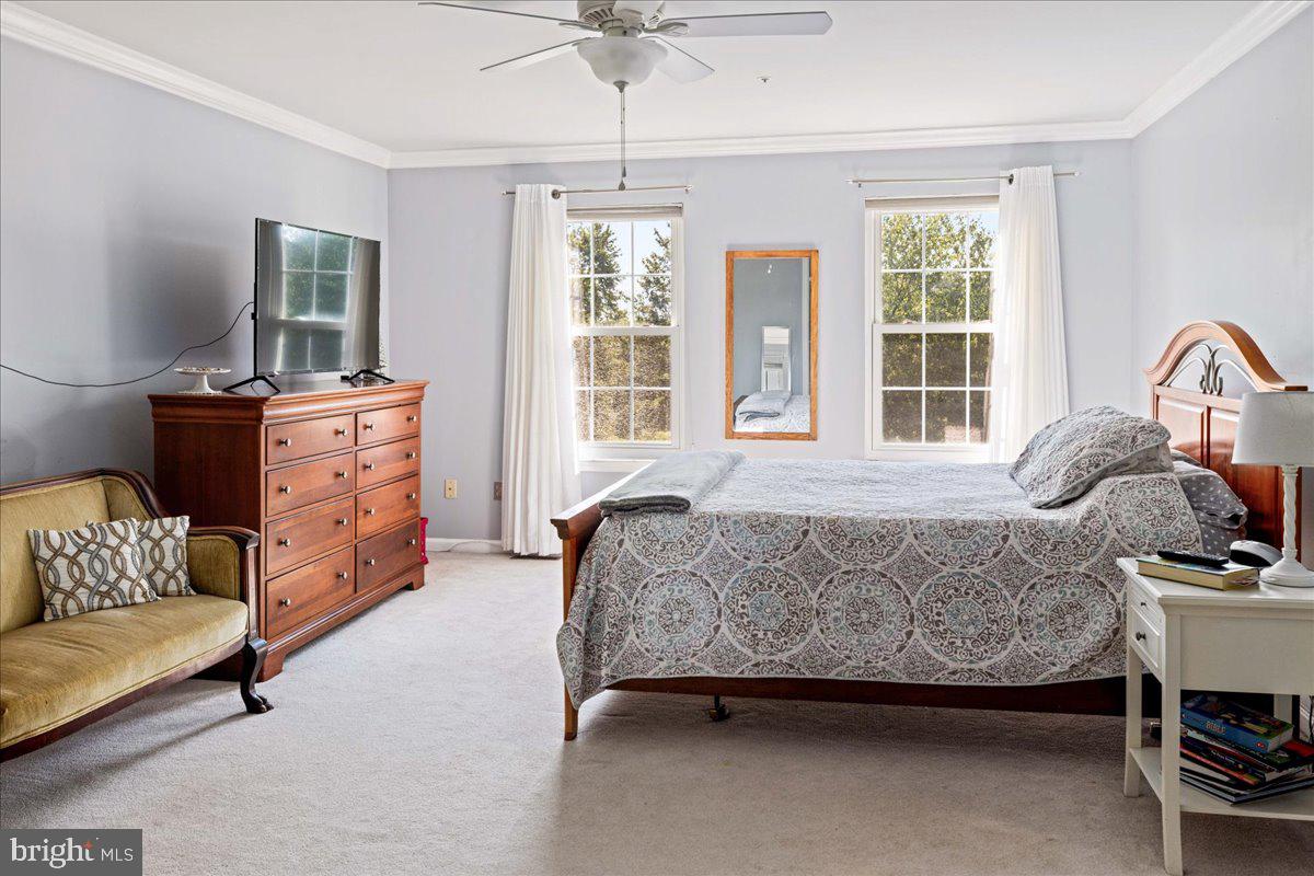 902 Red Coat Farm Dr