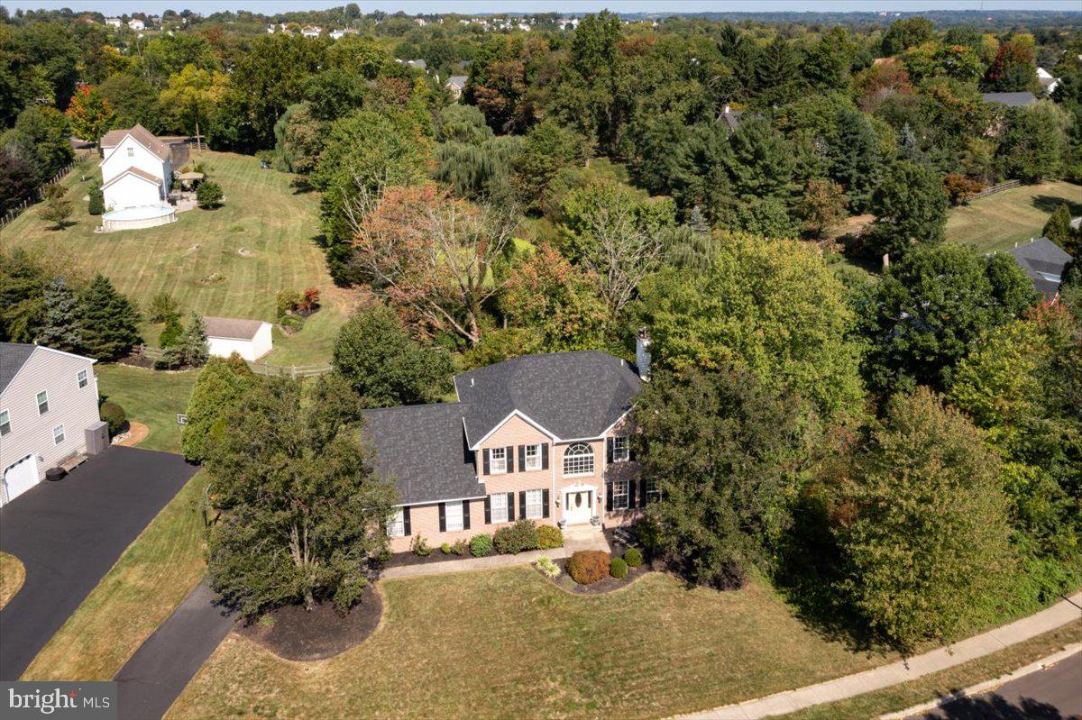 902 Red Coat Farm Dr