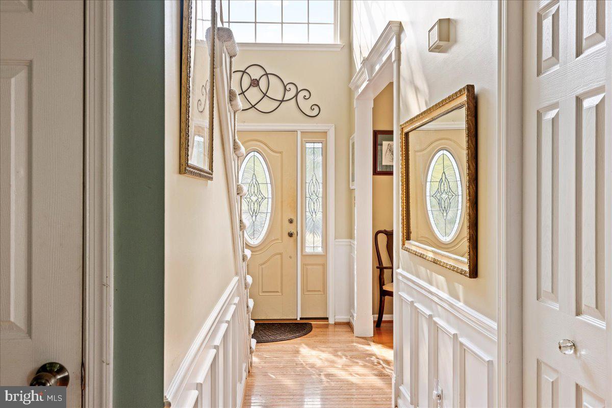 902 Red Coat Farm Dr