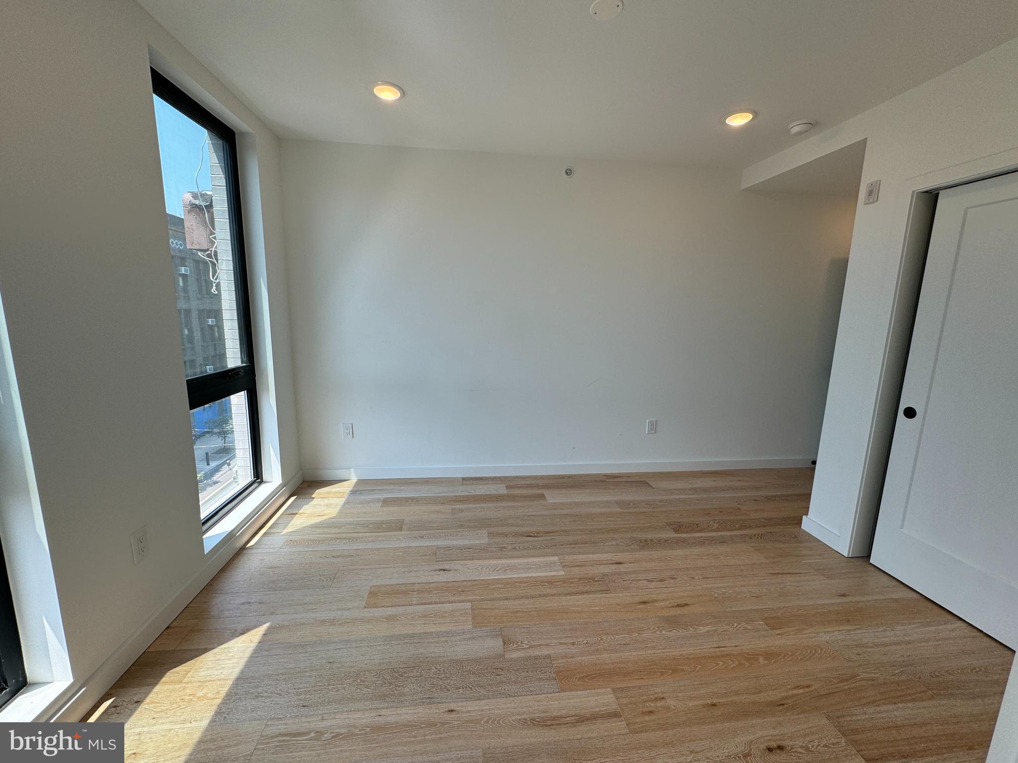 1623 CHRISTIAN ST #PH