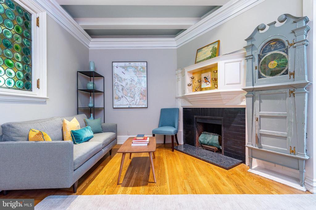 403 E Evergreen Ave #C