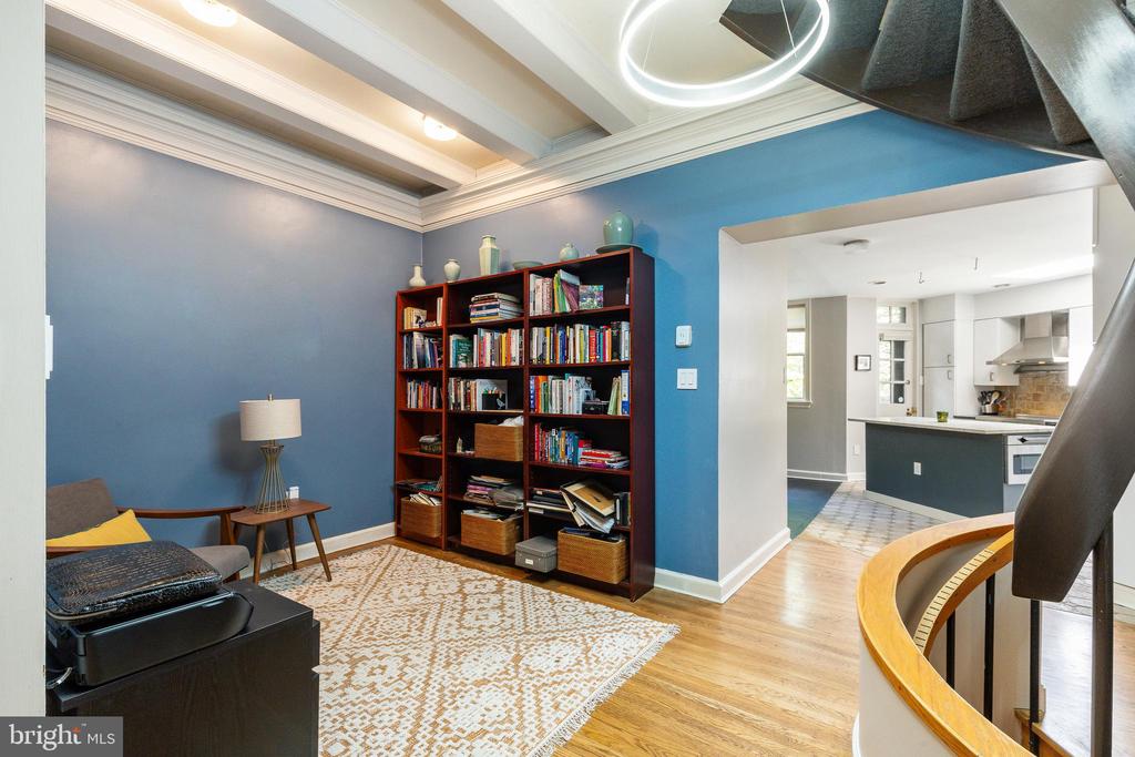 403 E Evergreen Ave #C
