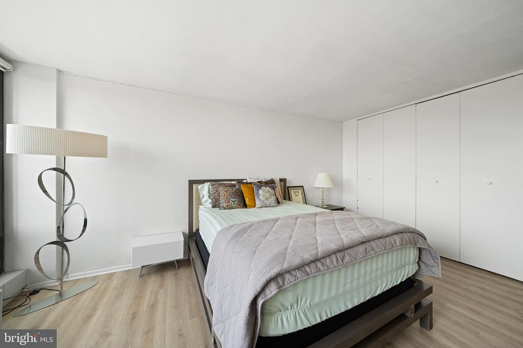 210 Locust St #19gw