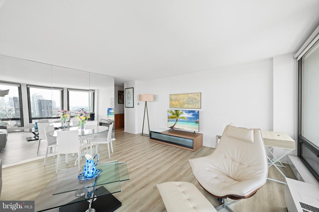 210 Locust St #19gw