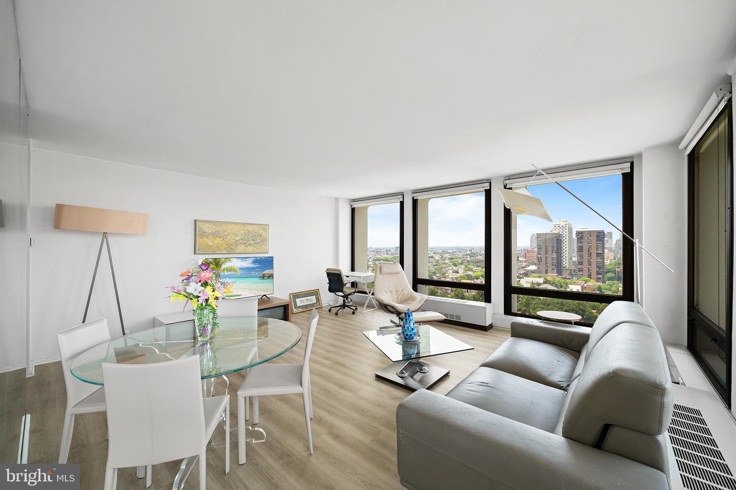 210 Locust St #19gw