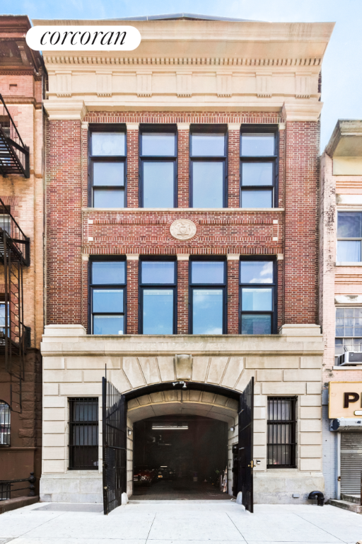 124 DEKALB Avenue NA