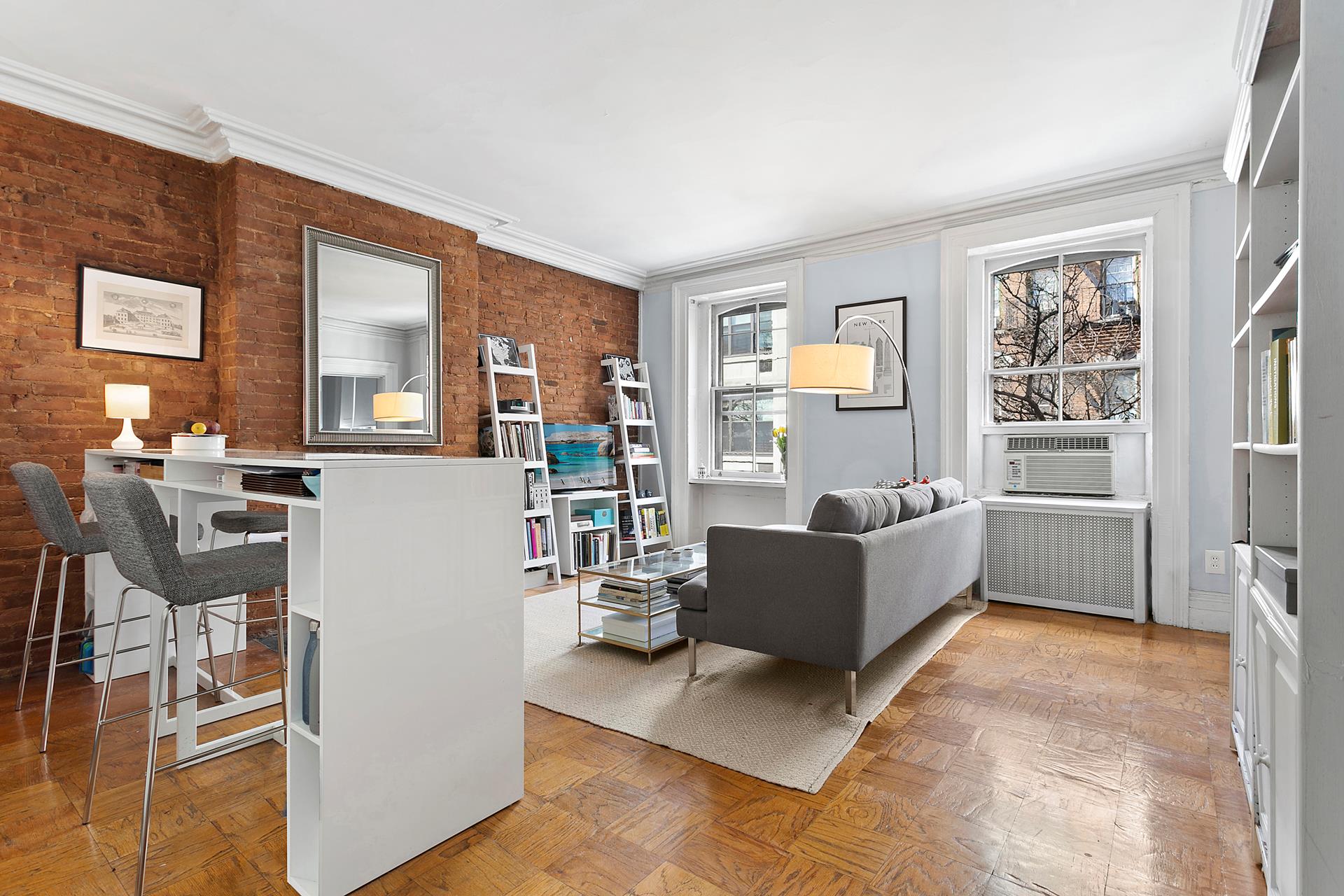 68 BANK Street 3F
