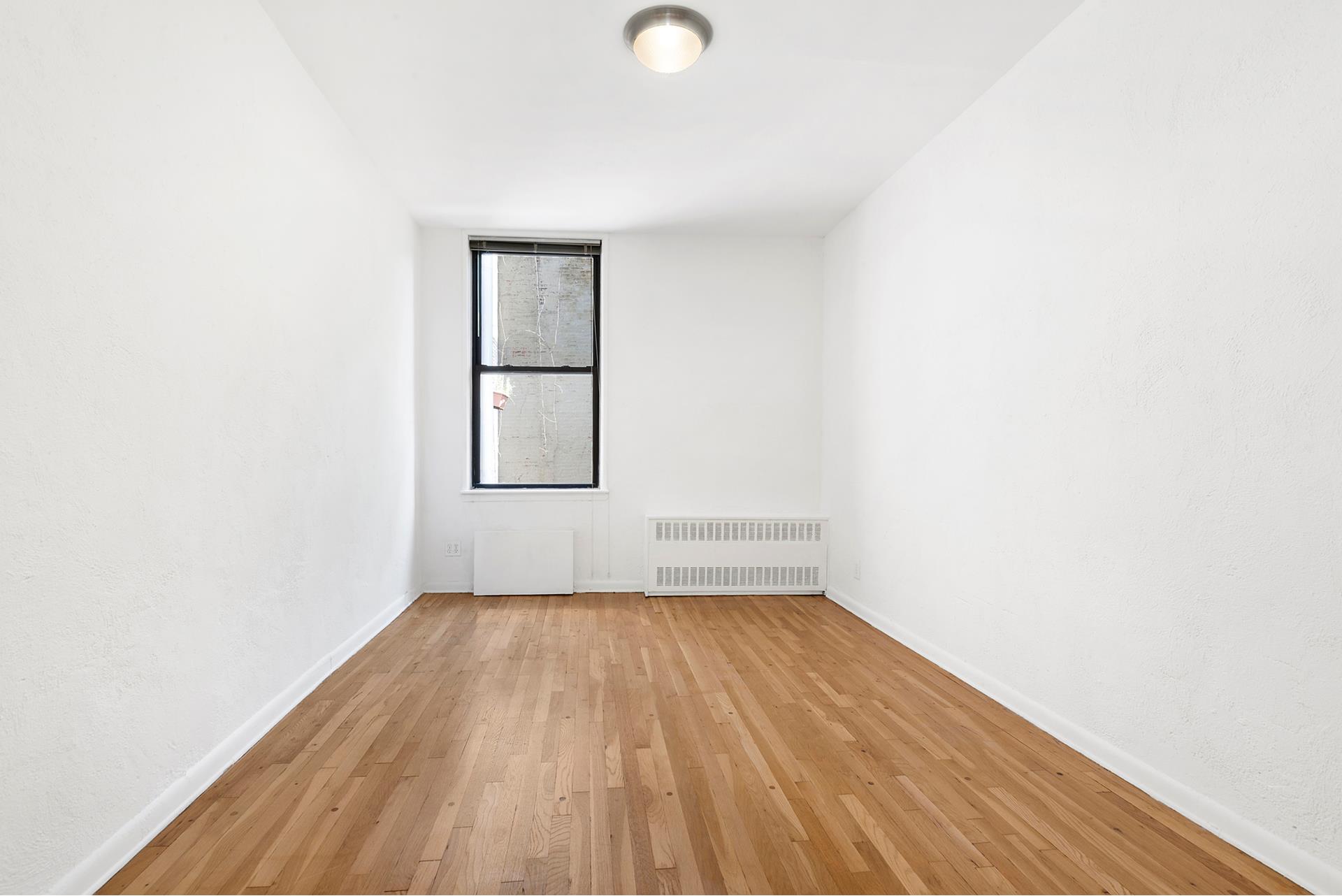 139 WAVERLY Place 2C