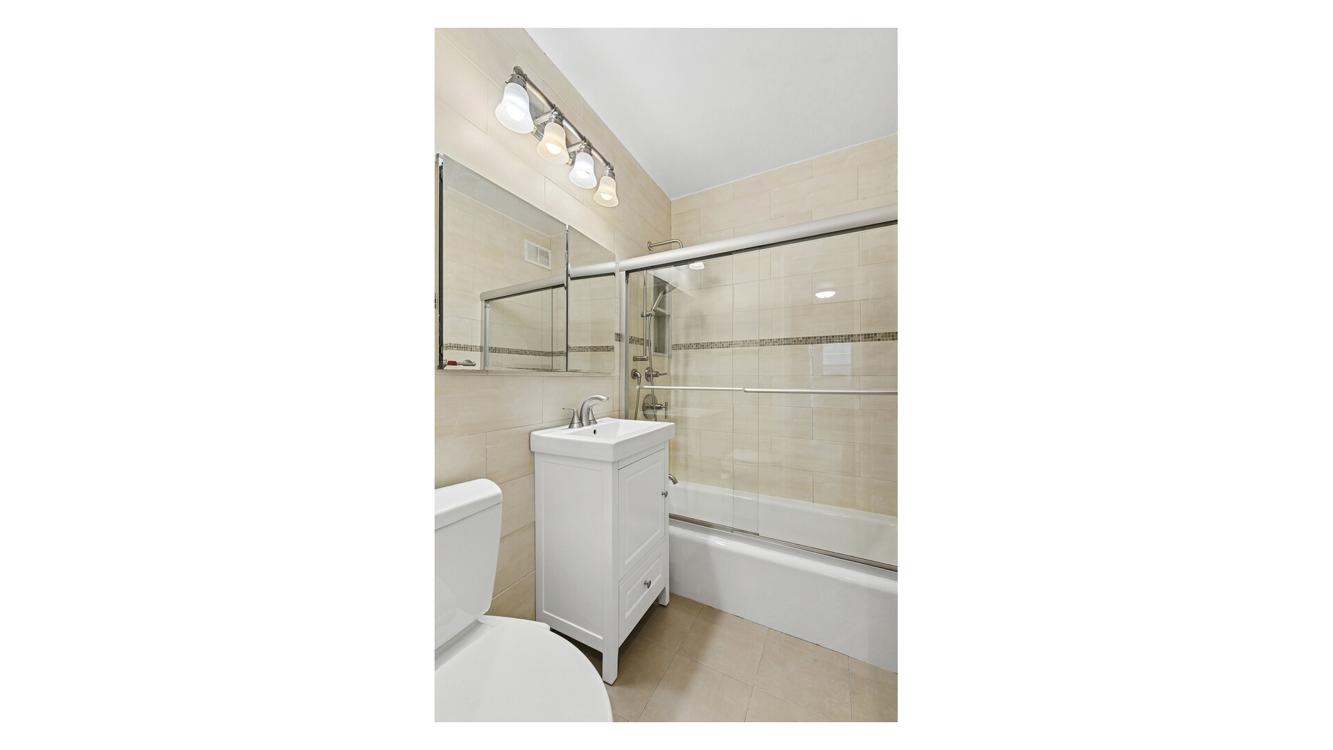 118 E 60TH Street 8CD