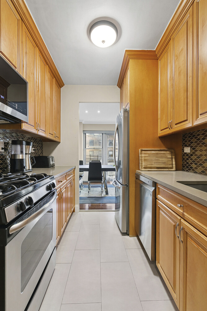 118 E 60TH Street 8CD