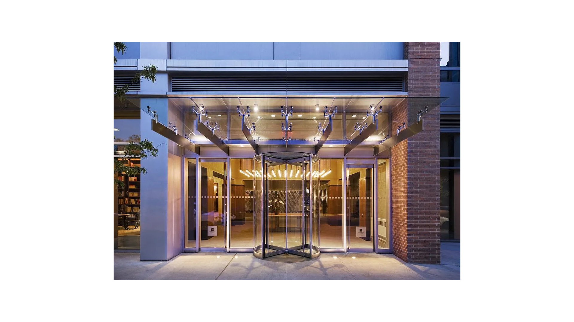 450 W 17TH Street 1009