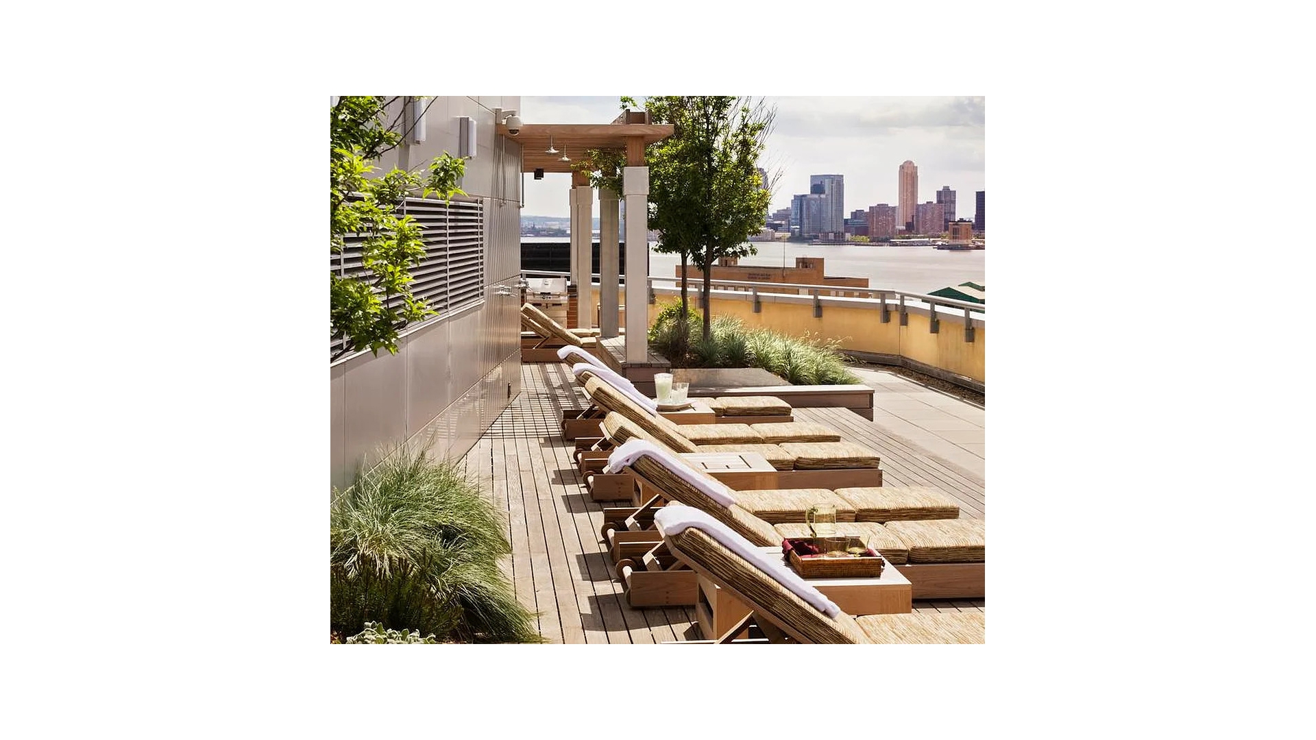 450 W 17TH Street 1009