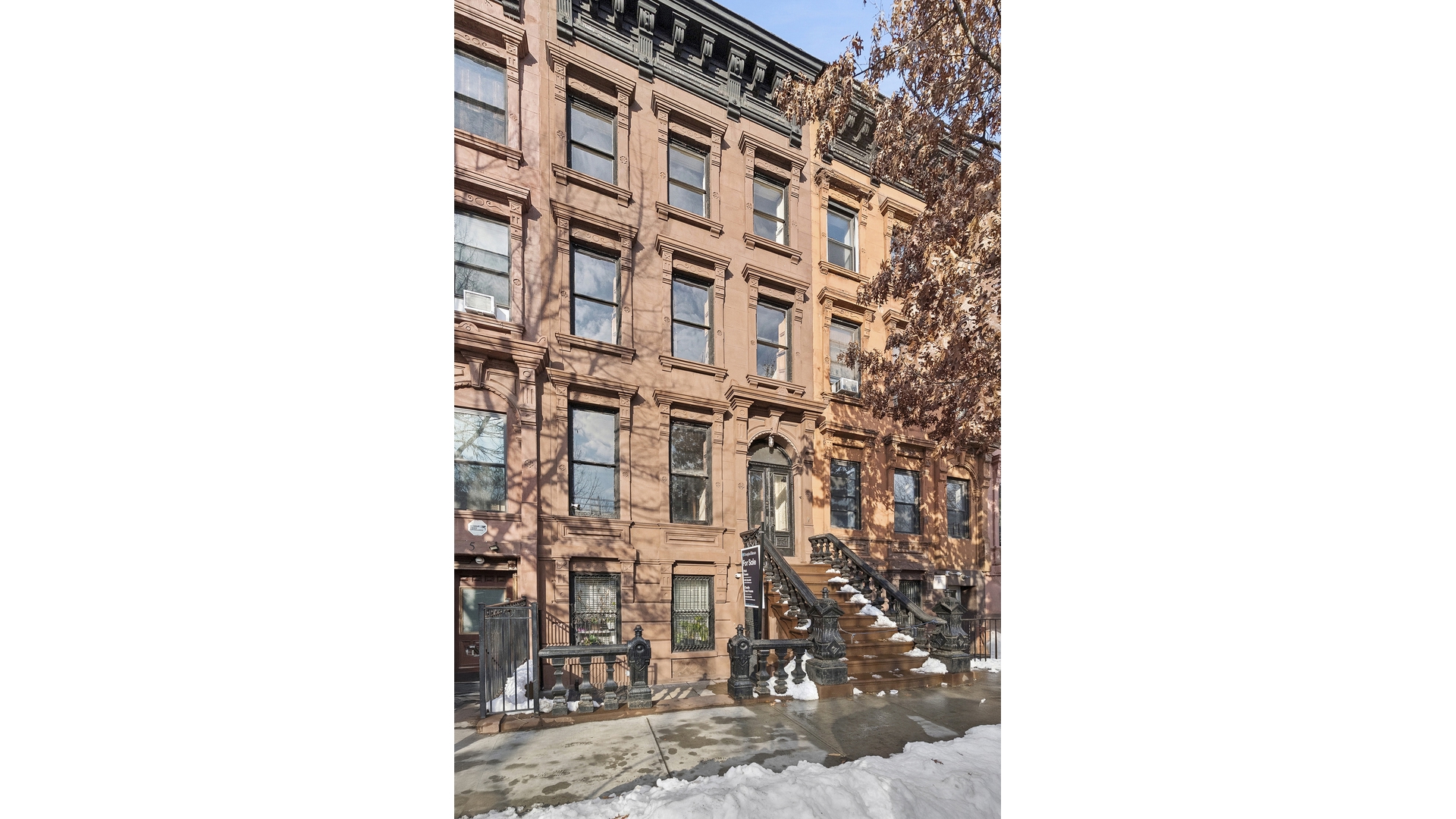 7 E 124TH Street