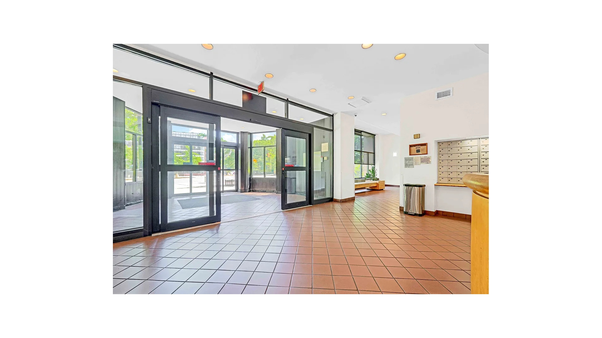 300 W 110TH Street 19J