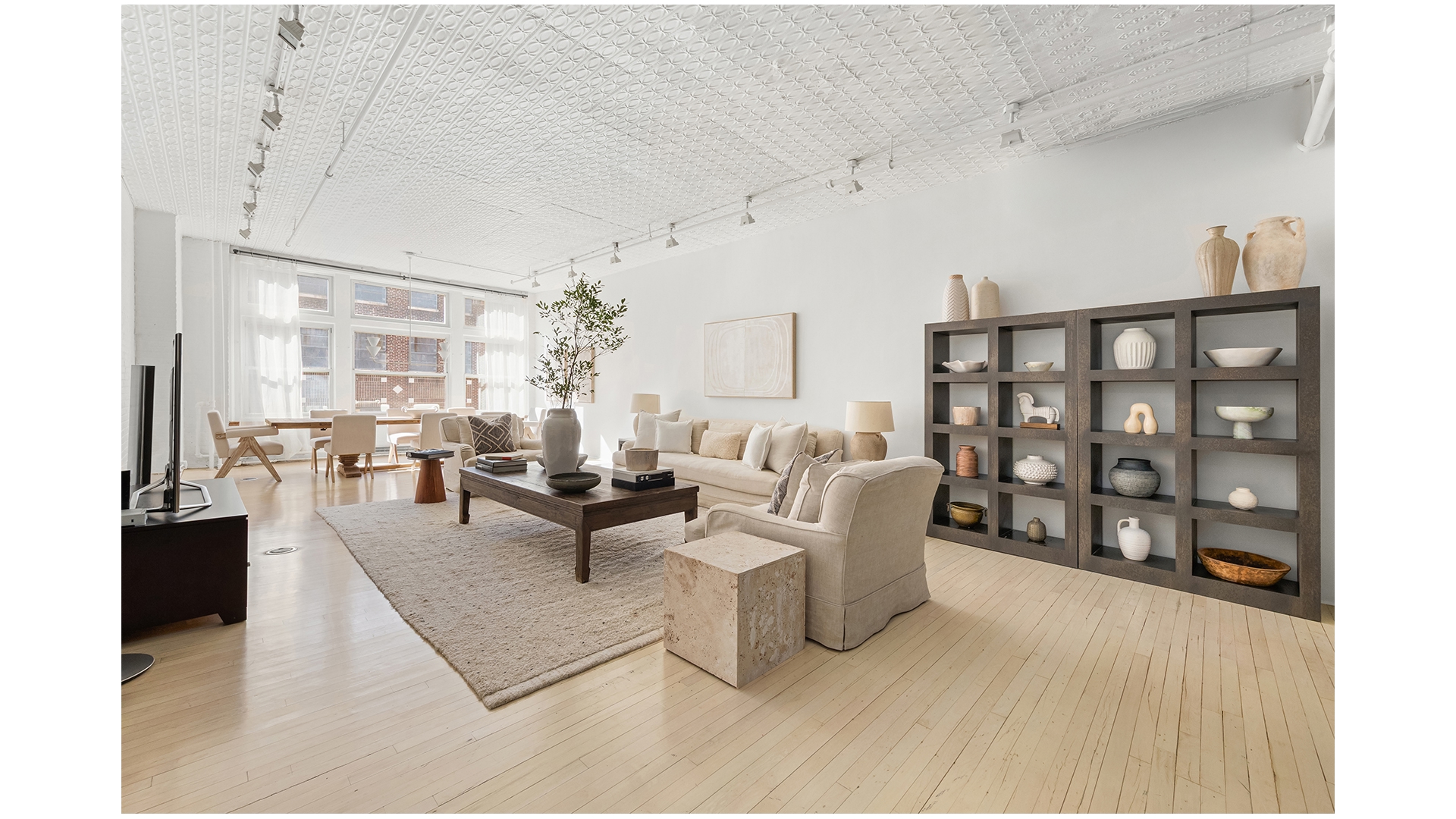 55 N MOORE Street 4R