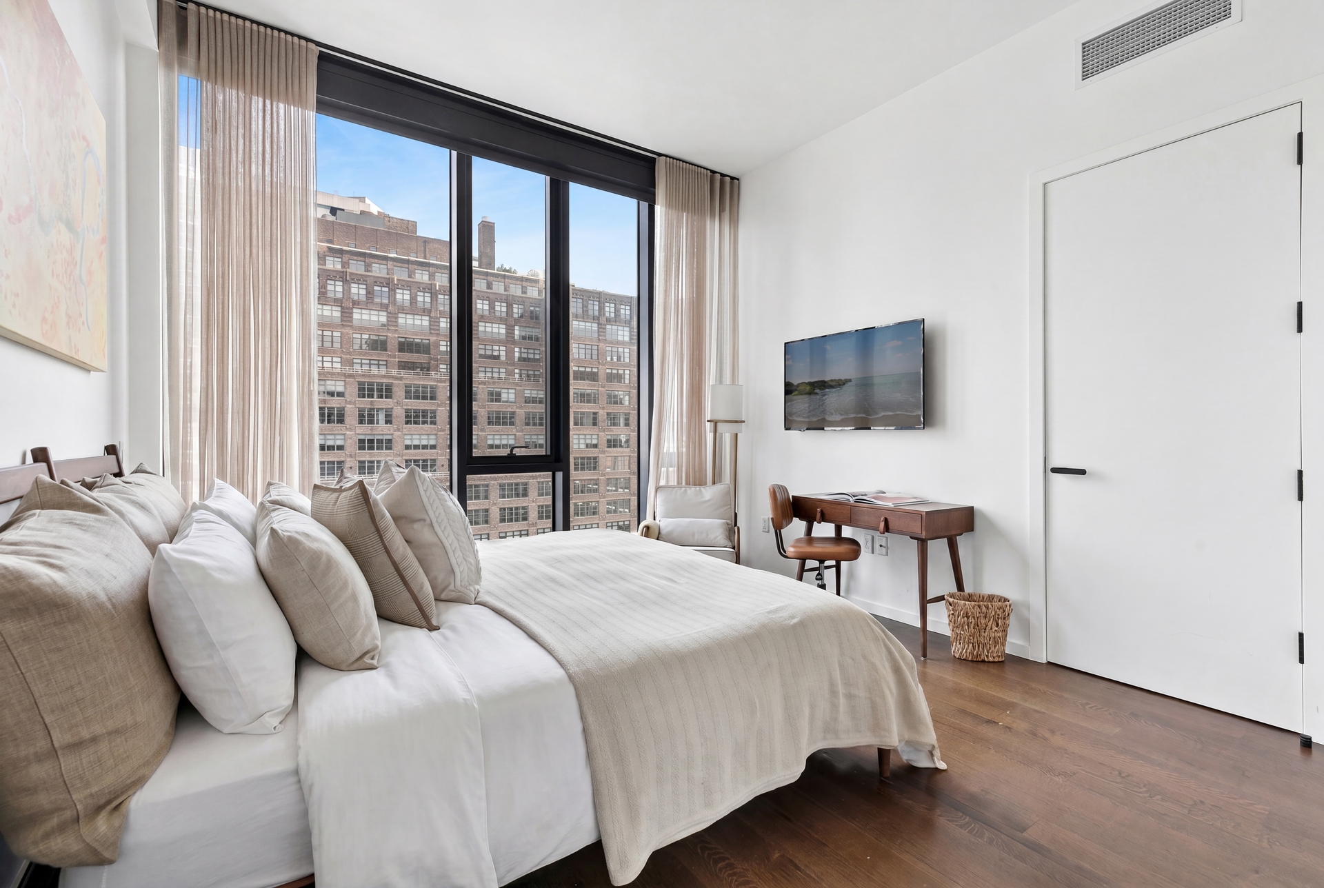 570 BROOME Street 11B