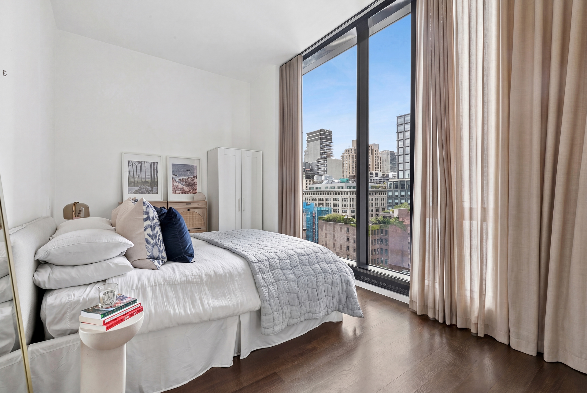 570 BROOME Street 11B