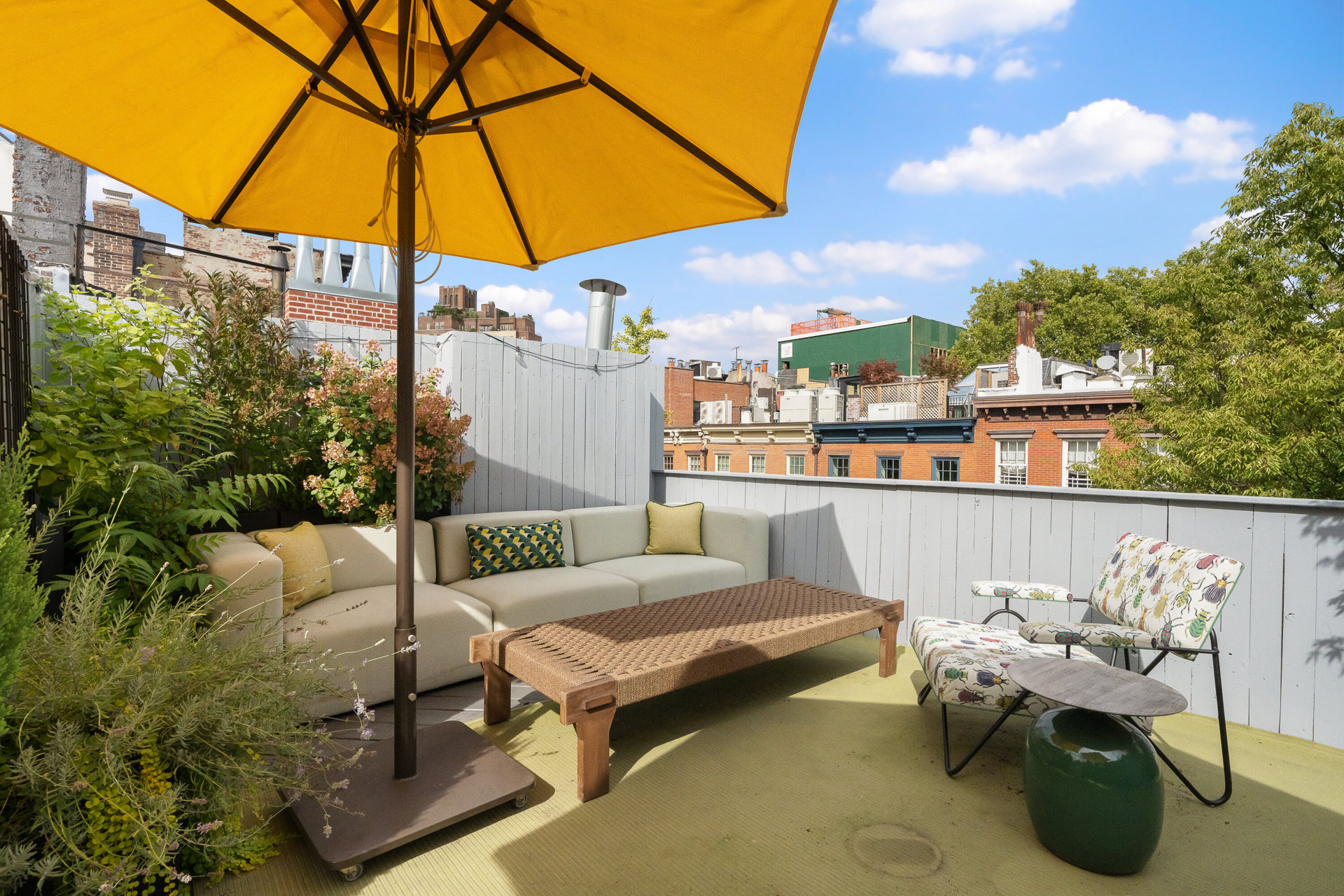 392 BLEECKER Street NA
